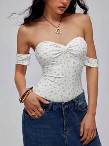 Roylia Short Sleeve Open Shoulder Ditsy Floral Twist Front Bodysuit