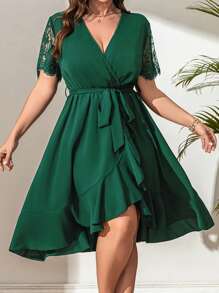 SHEIN Clasi Vestido de talla grande con cuello en V, dobladillo con volantes y parches - Verde Oscuro - Ver 3