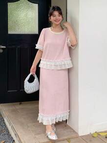 Dazy Plus 2 pezzi/set top e gonna con scollo rotondo, balza sul fondo e colore a contrasto