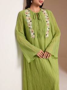 Al Najma 女士优雅花卉刺绣喇叭袖土耳其长袍和阿拉伯传统连衣裙，朴素的卡夫坦 - 綠色 - 查看 3