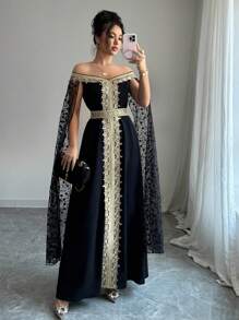 Chiquease 1 Stück Damen Kleid mit Off-Shoulder Blumen Stickerei Spitze Einsatz - Schwarz - Übersicht 3