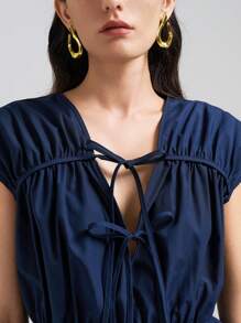 Ontre Conjunto de 2 piezas de camisa con nudo y minifalda de unicolor casual para mujer, Otoño/Invierno 2025