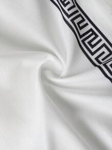 Manfinity Homme Set da 2 pezzi per uomo, composto da camicia a maniche corte con stampa geometrica + pantaloncini con coulisse, tuta unica con motivo boemo, adatta per uso quotidiano e vacanze, ottimo regalo per il tuo ragazzo o marito