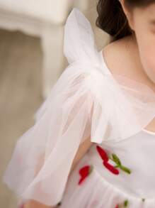 SHEIN Glamorique Kids Flower Girl, Little Girl, Princess Dress, Cherry Embroidered Mesh, Fluffy And Connected Clothes, Big Bow, White Mesh Suspender Dress, Birthday Party, Wedding, Holiday Dress, European And American Seasonal Dress, Easter, Summer, Vestido Elegance Para Fiesta - White - View 6