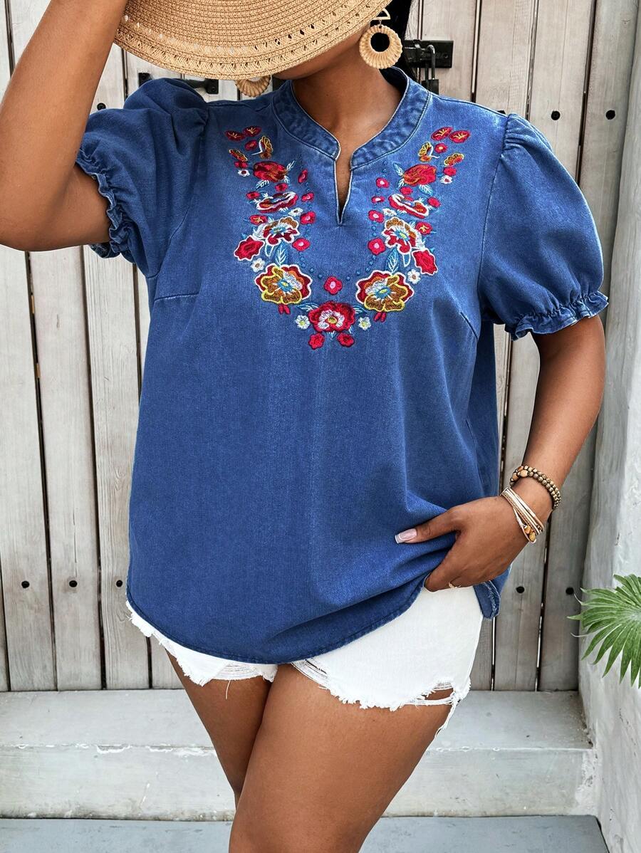 Slaydiva Plus Size Denim Blouse, Casual Short Sleeve Embroidered Loose Fit Blue