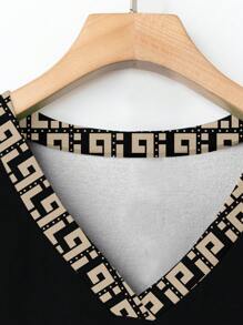 EMERY ROSE Versatile Vintage Pattern Round Neck Chest Pocket Plus Size T-Shirt, Casual & Simple, Suitable For Summer