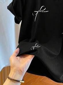 SHEIN Plus Size Fashionable V-Neck Bow Decor T-Shirt - Multicolor - View 3