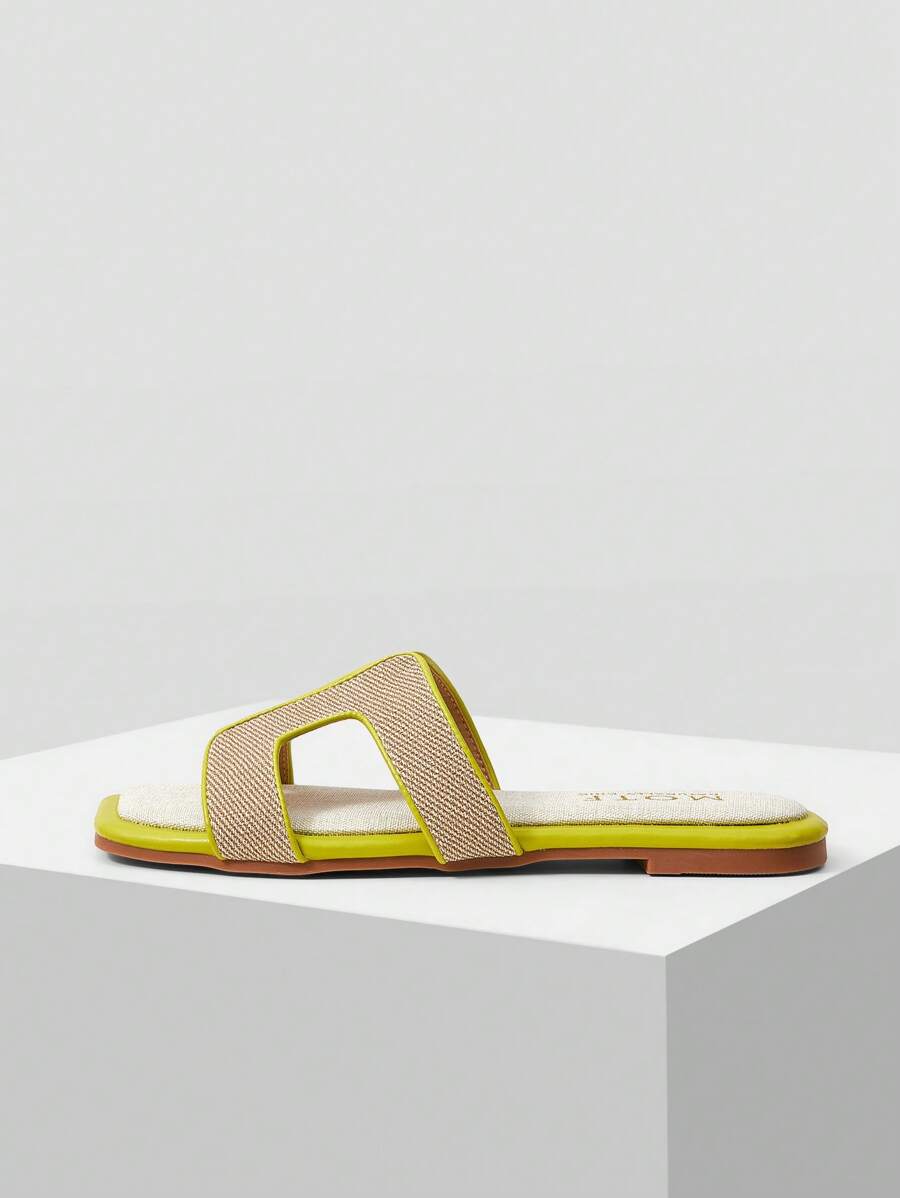 MOTF PREMIUM SQUARE TOE CONTRAST TRIM FLAT SANDALS