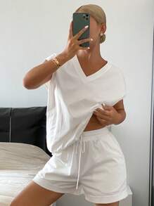 Livesso 2 件套女式纯色宽松无袖上衣和短裤套装，休闲家居睡衣