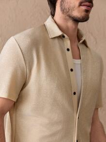 Manfinity ModaGents Maglia Uomo In Tessuto Con Manica Corta E Rifiniture Lucide