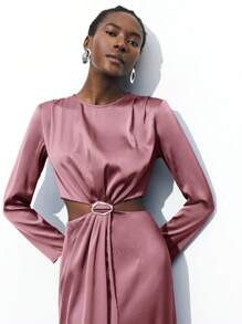 Maija Elegant Vintage-Style Green Long Sleeve Metallic Decor Mid-Length Party Dress For Women, With Exposed Waist And Metal Buckle Business Casual Women's Wear, Office Wear, Low-Key Old Money Style, Effortless Temperament, High-End Urban Commuting, The Same Style As The Editor-In-Chief Of The Magazine, Urban Social Vacation Party Wear, Charming, Low-Key And Durable Basic Style, Versatile And Not Picky Clothing, Street Fashion Wear, Clothing, Coffee Shop, Relaxed Wear