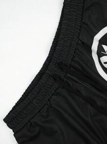 Manfinity EMRG 男士夏季休闲撞色字母印花T恤短裤套装男两件套男士两件套短裤套装两件套男士两件套短裤套装 - 黑色 - 查看 6