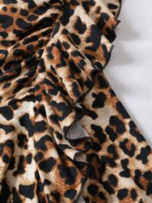 SHEIN PETITE CURVE Top a fascia da donna con volant a stampa leopardata e taglie oversize