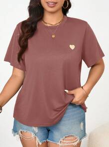 SHEIN Frenchy Plus Size Casual Heart Embroidered Round Neck Short Sleeve T-Shirt