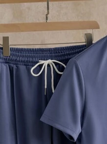 Manfinity NXTstreet Men's Summer Letter Patched Round Neck Short Sleeve Casual T-Shirt And Pants Set, Cozy Outfits, Couple Things - Blue - View 5