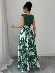 Elenzga Women's Blue Printed Patchwork V-Neck Waisted Flare Casual Holiday Dress - Dark Green - View 2