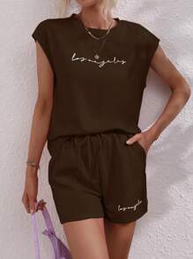 SHEIN LUNE 2件套女士字母图案圆领上衣和口袋短裤休闲套装