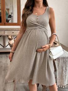 SHEIN Vestido de maternidad de unicolor con diseño de cuello redondo, botones y cruce de cintura, sin mangas