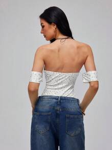 Roylia Short Sleeve Open Shoulder Ditsy Floral Twist Front Bodysuit