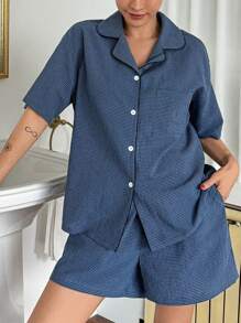 DAZY Conjunto de pijama de short y blusa de manga corta con estampado de cuadros minimalista para mujer