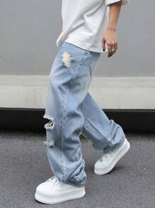 Manfinity EMRG 男士鬆身寬腳休閒牛仔褲，有撕裂口袋設計 - 淺色水洗藍 - 查看 3