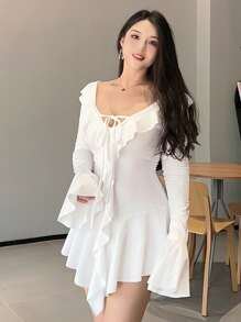 DAZY Đầm ngắn bó sát cổ bẻ xếp nếp chắp vá màu trơn, màu trắng - Màu be - Xem 5