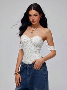 Roylia Short Sleeve Open Shoulder Ditsy Floral Twist Front Bodysuit