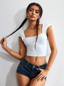 Jeanoix Women's Pocket Detail Low-Waist Skinny Fashionable Sexy Denim Shorts Y2k