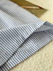 SHEIN LUNE 女士服装夏季棉质条纹V形松紧腰女式短裤，适合夏季休闲和度假 - 藍白色 - 查看 7