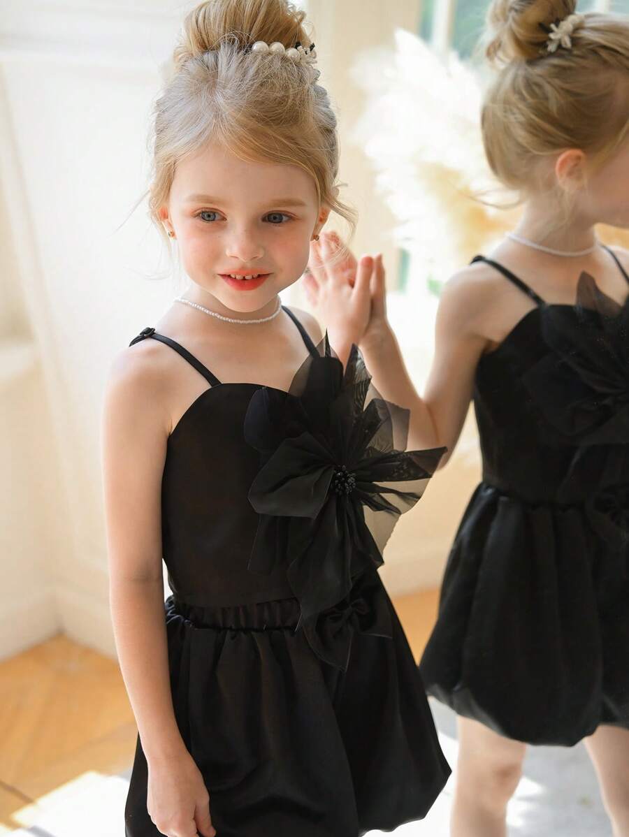 SHEIN Young Girl Solid Color 3D Floral Decor Camisole - Black - View 1