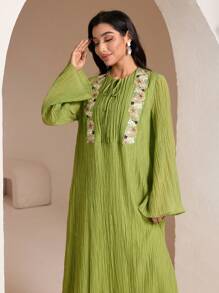 Al Najma 女士优雅花卉刺绣喇叭袖土耳其长袍和阿拉伯传统连衣裙，朴素的卡夫坦 - 綠色 - 查看 1