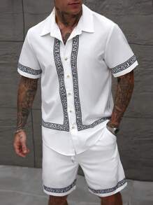 Manfinity Homme Set da 2 pezzi per uomo, composto da camicia a maniche corte con stampa geometrica + pantaloncini con coulisse, tuta unica con motivo boemo, adatta per uso quotidiano e vacanze, ottimo regalo per il tuo ragazzo o marito