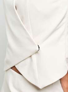 AiiRZ Asymmetric Sleeveless Waistcoat