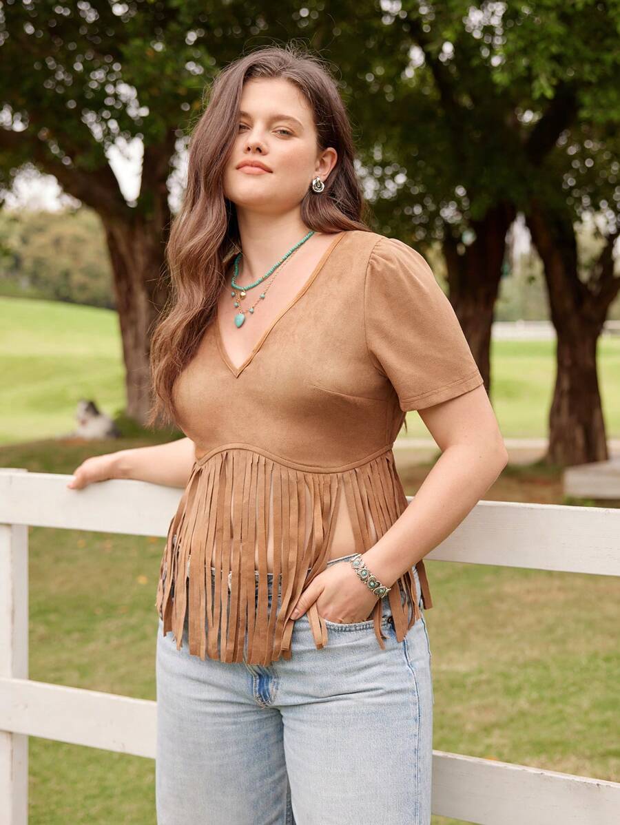LanaWest 加大码女式波西米亚西部风节日嬉皮度假流苏 V 领 T 恤，绒面革面料，舒适有弹性 - 駝色 - 查看 1