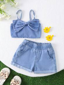 SHEIN 2 件装少女蓝色牛仔吊带蝴蝶荷叶边背心和短裤套装 - 淺色水洗藍 - 查看 9