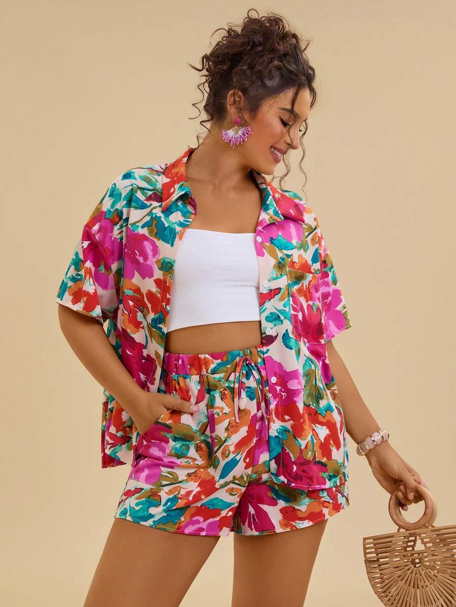 SHEIN VCAY 大码女式夏季花卉印花落肩口袋衬衫和短裤休闲两件套服装 - 彩色 - 查看 1