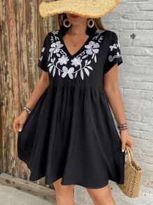 SHEIN VCAY Plus Size Floral Embroidery Short Sleeve Casual Vacation Style Dress, Graduation Dress, Graduation Dresses For Women, Mother's Day Gift, Easter Clothes, Vacation Outfits Women, Concert Outfit Women