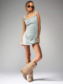 MISSGUIDED Minidress estiva a quadretti con volant sulle spalline, scollo quadrato, adatta per look cottage core, primavera/estate, adatta per tè in giardino, picnic, campagna