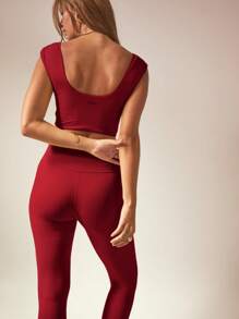 Aralina Damen Sportanzug aus einfarbigem plissiertem Tank Top und Leggings
