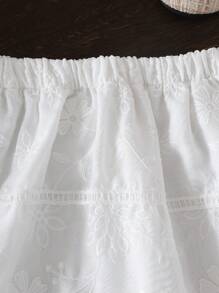 SHEIN 2 件套女孩时尚套装，怀旧甜美提花刺绣背心上衣和温柔风格裙子 - 白色 - 查看 8