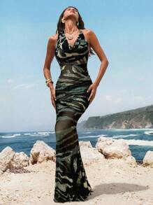 Opulessa Women's Backless Allover Print Maxi Beach Dress For Holiday - Multicolor - View 3