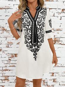 SHEIN Clasi 女式中袖定位印花短款连衣裙，女士夏季连衣裙