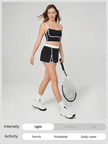 GLOWMODE 4.5英寸 VitalSwift 吸汗速干撞色缝线侧开衩裙，内置短裤侧袋，日常休闲网球运动 - 黑與白 - 查看 6