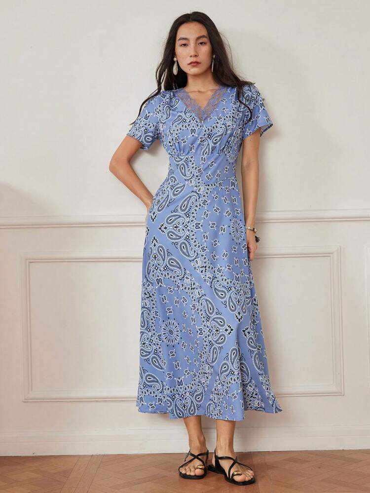 Women's Elegant Blue & White Chinoiserie Print Floral Lace Patchwork V-Neck Belted Dress, Commuter Style For Summer,Formal Women Dresses Business Casual Woman Maxi Dress