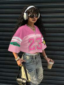 SHEIN EZwear 粉色运动风格 23 号撞色条纹徽章印花宽松 V 领短袖网眼 T 恤女款，适合夏季和体育赛事 - 彩色 - 查看 5