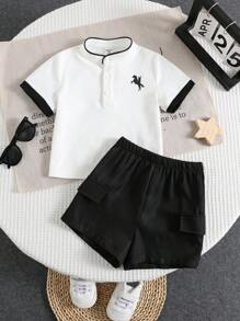 SHEIN 2pcs/Set Baby Boy Comfortable Casual Mandarin Collar Color-Block Knit Polo Shirt T-Shirt And Woven Shorts Set, Suitable For Spring & Summer, Everyday, Sports, Outing, Party, Festival, Photography