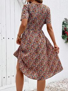 SHEIN Clasi 女士优雅碎花休闲连衣裙，适合旅行和度假 - 彩色 - 查看 2