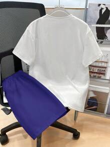 SHEIN 2件套青少年男童休闲短袖短裤套装，街头朋克摇滚校园风日常、派对、音乐节、春夏穿着皆宜，英文涂鸦印花，撞色设计 - 紫色 - 查看 2