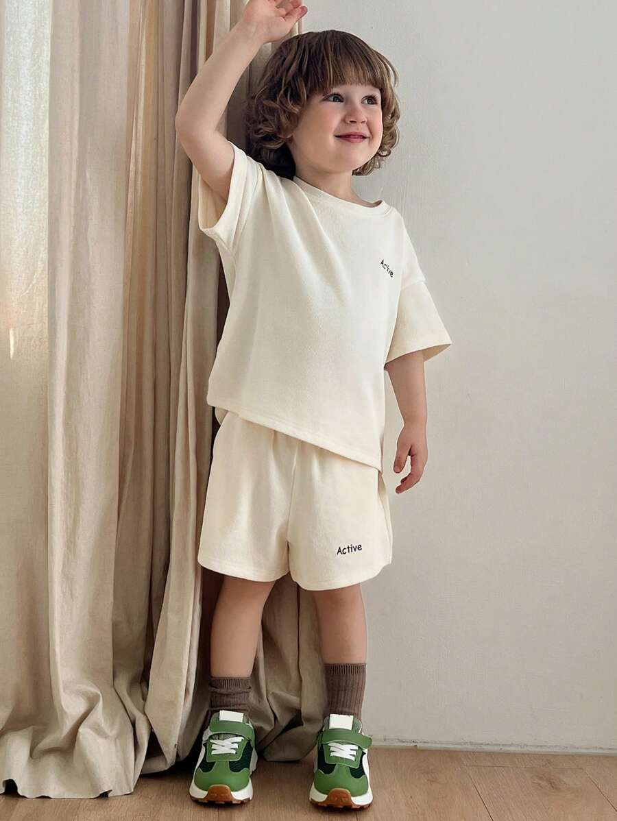 DAZY 男童字母印花短袖T恤和短裤休闲装，夏季 - 米色 - 查看 1