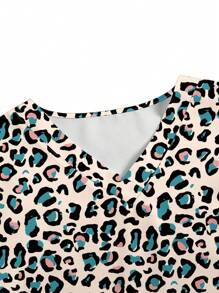 Leopard Print Short Sleeve Scrub Uniform Top - Multicolor - View 3